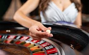 Dashboard utama sempurnatoto menampilkan kategori permainan – slot, live dealer, sportsbook, dan esports